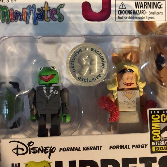SDCC Minimates The Muppets Kermit and Miss Piggy - Picture 7 of 11